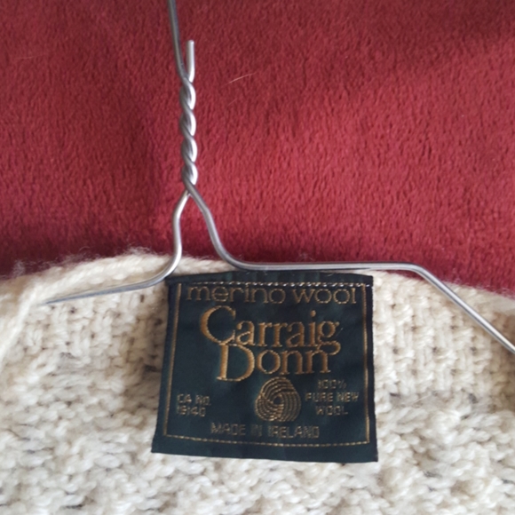 Carraig Donn, 100% Pure New Wool, made Ireland - Picture 2 of 4
